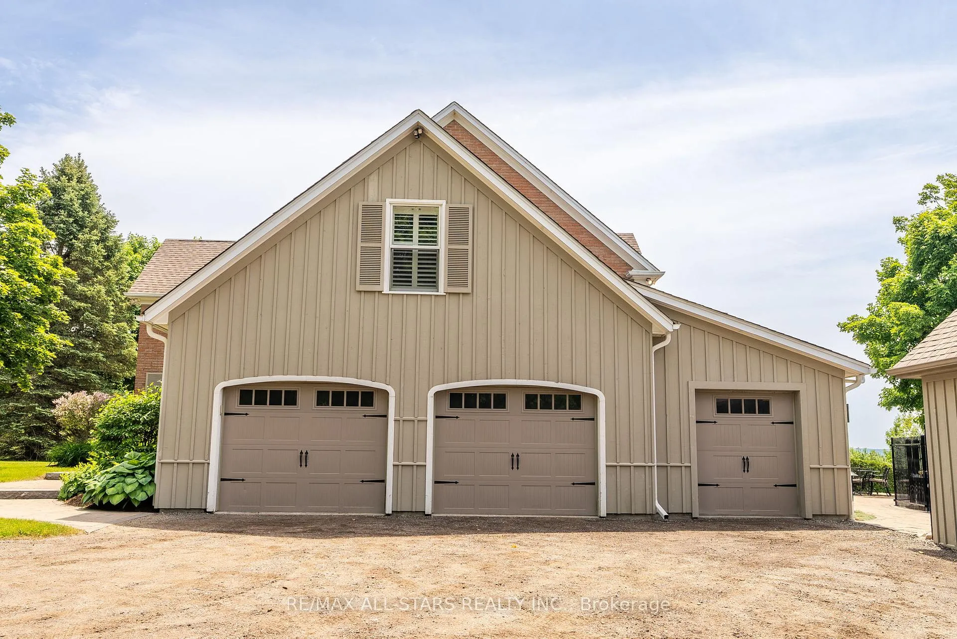 Photo 32 of 2 Deerfoot Drive, Uxbridge, Rural Uxbridge — HOMEH