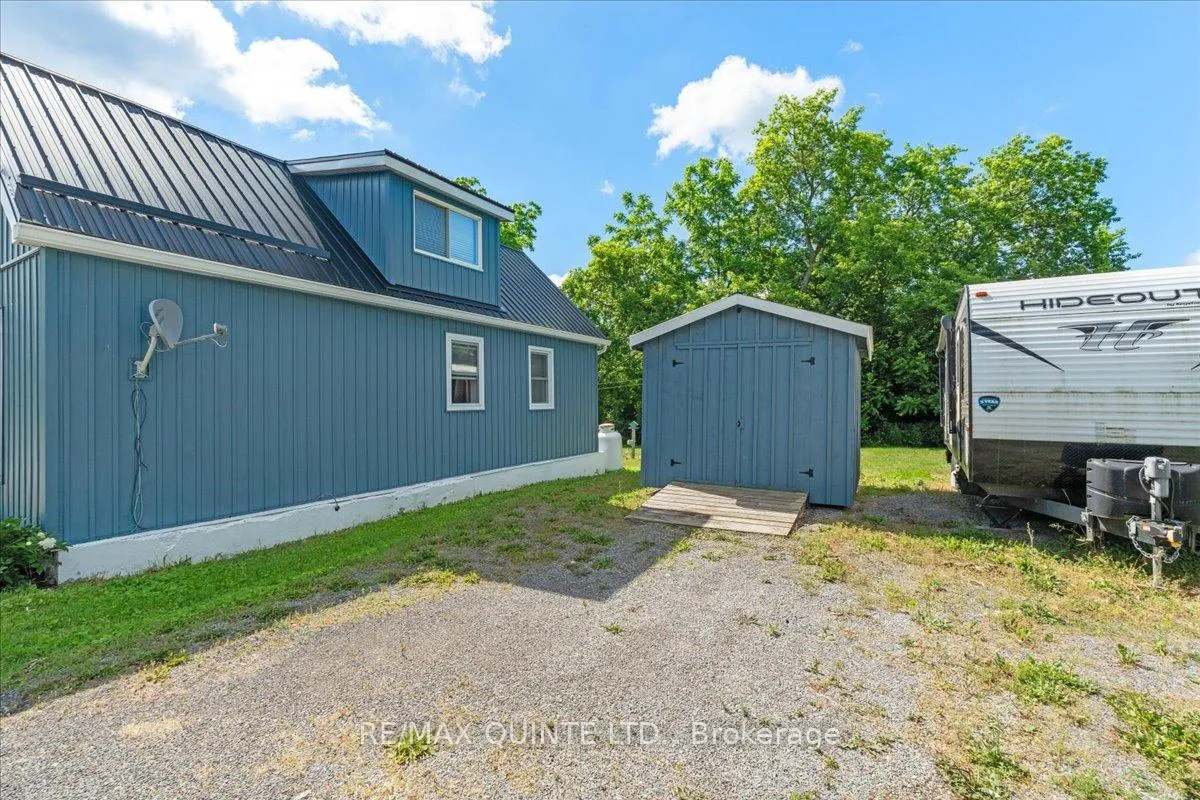 Photo 3 of 67 Manley Drive, Belleville, Belleville Ward — HOMEH