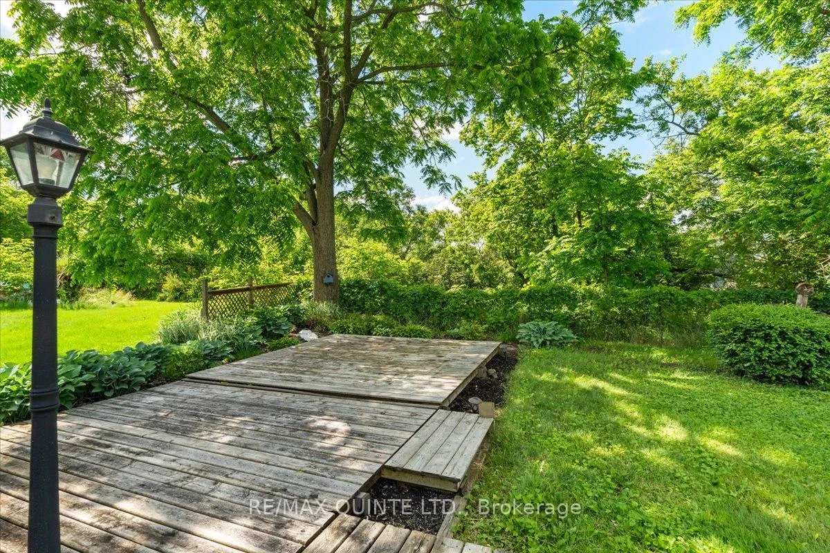 Photo 5 of 67 Manley Drive, Belleville, Belleville Ward — HOMEH