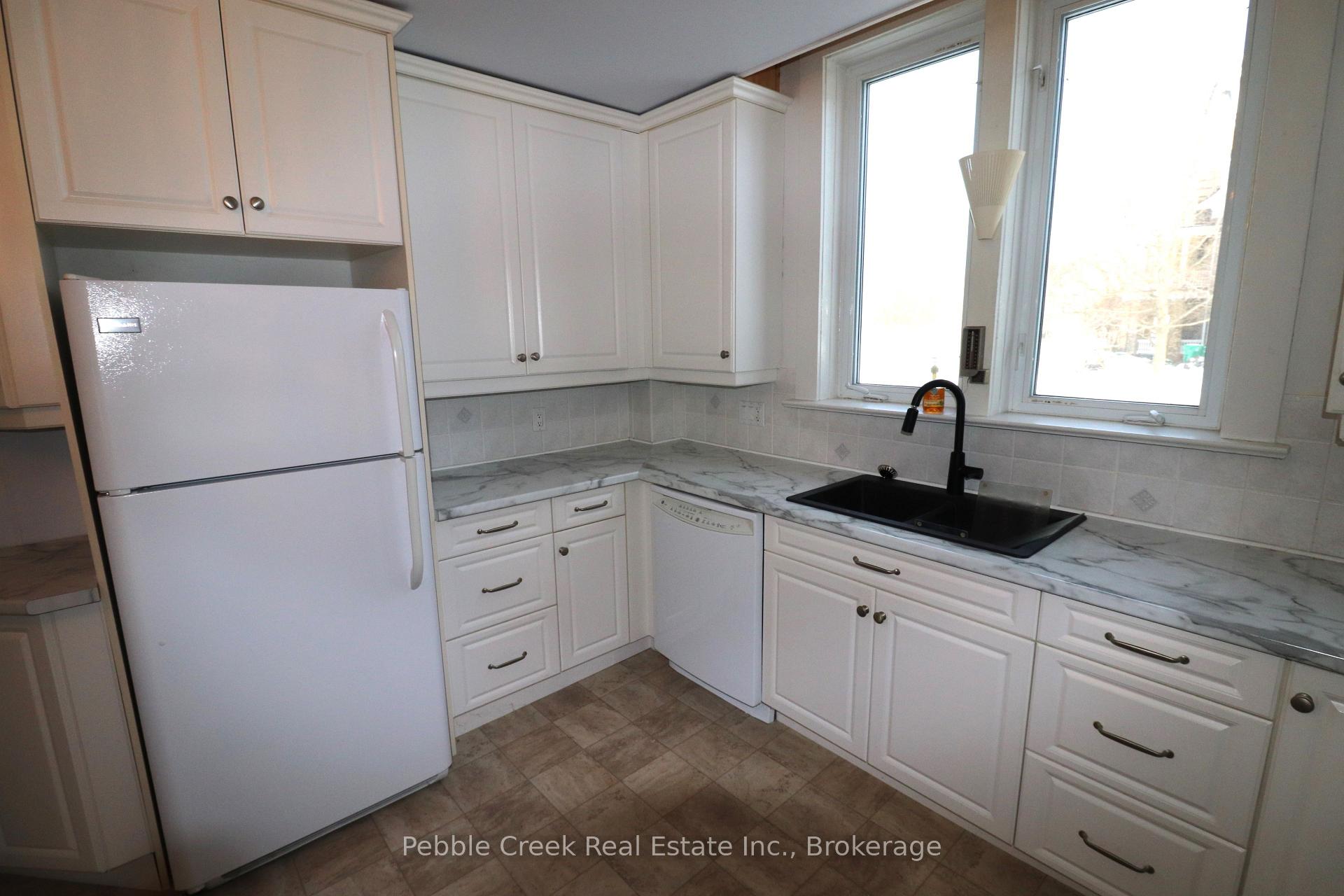 Photo 6 of 111 St Georges Crescent, Goderich, Goderich (Town) — HOMEH