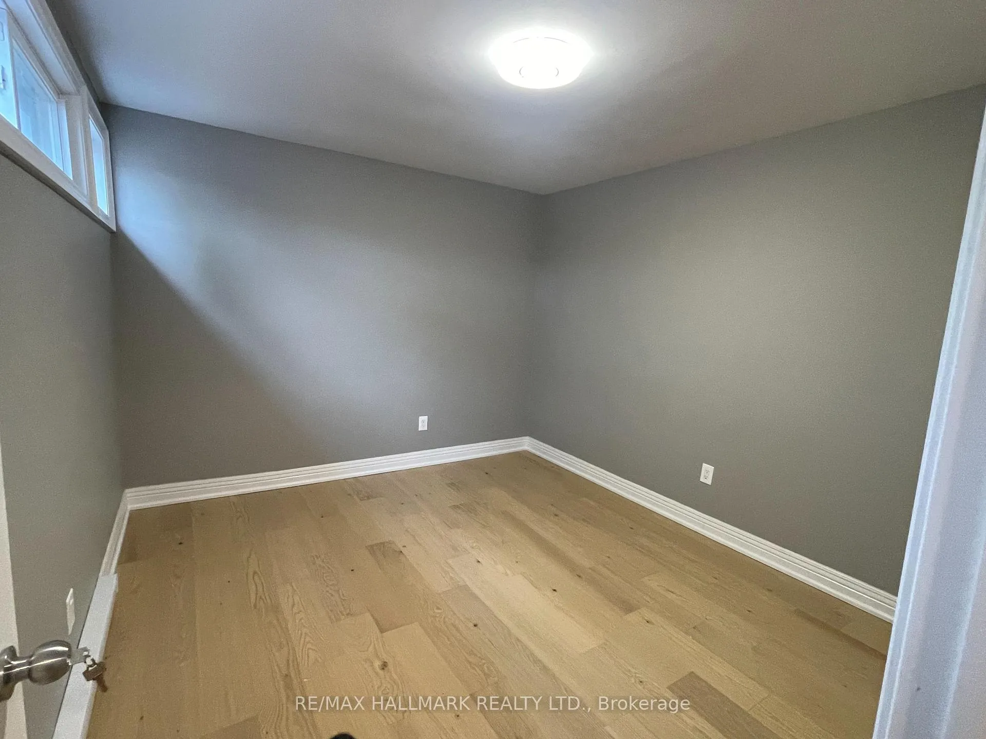 Photo 17 of 144 Milestone Crescent, Aurora, Aurora Village — HOMEH