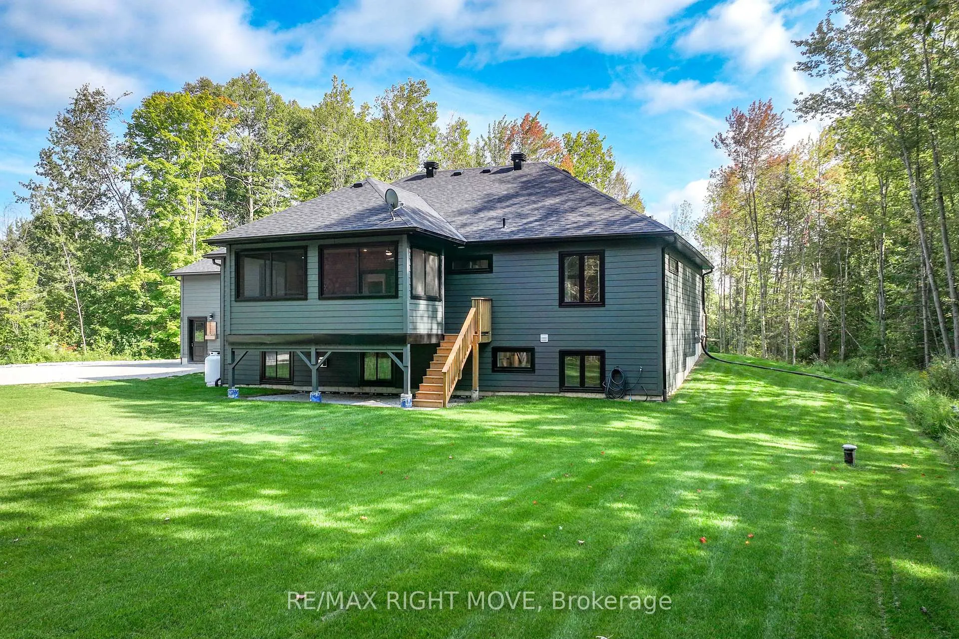 Photo 5 of 2272 Monck Road, Ramara, Rural Ramara — HOMEH