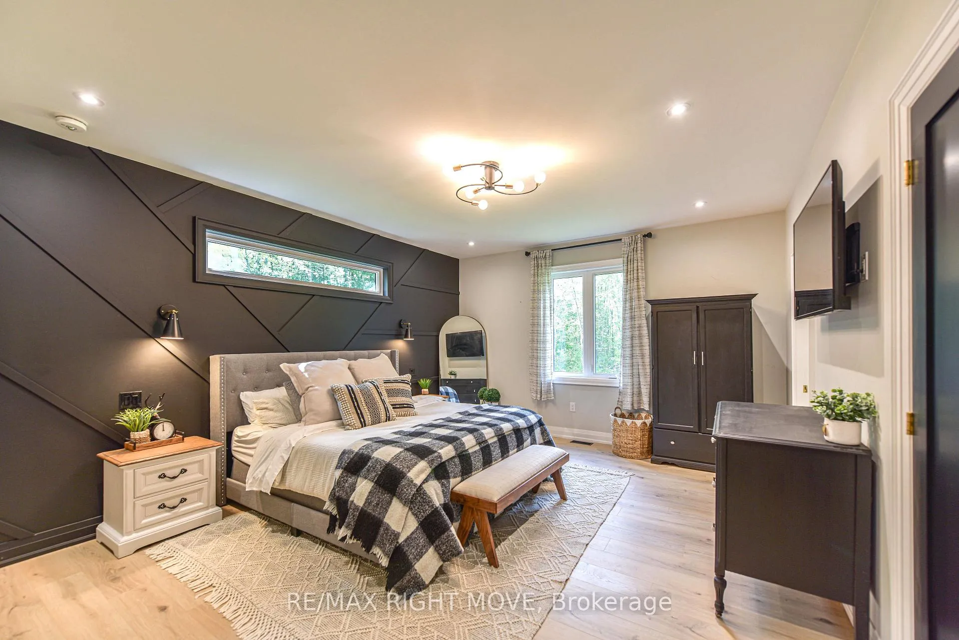 Photo 20 of 2272 Monck Road, Ramara, Rural Ramara — HOMEH