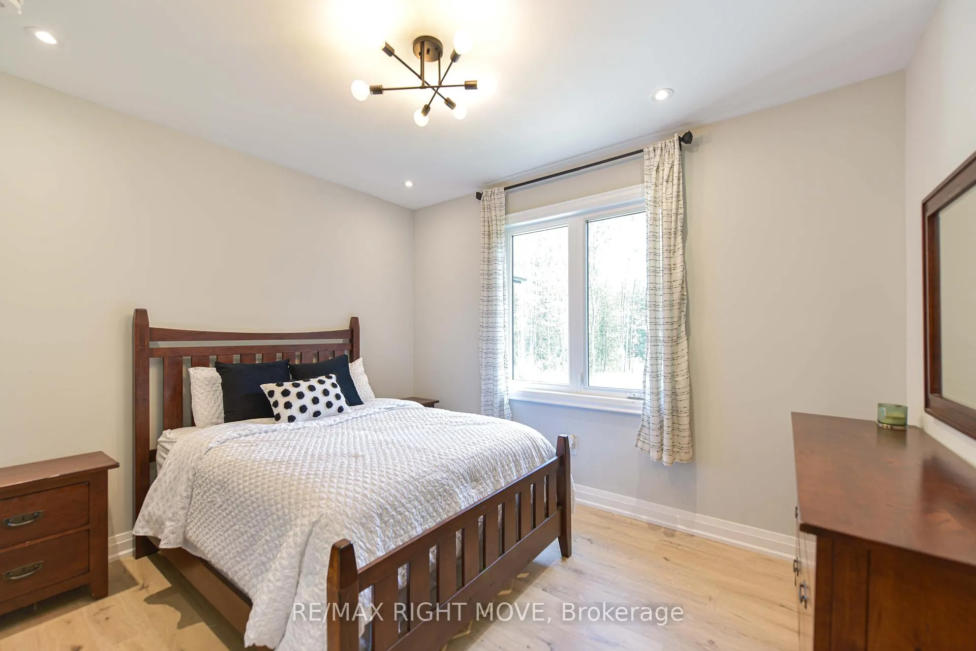Photo 25 of 2272 Monck Road, Ramara, Rural Ramara — HOMEH