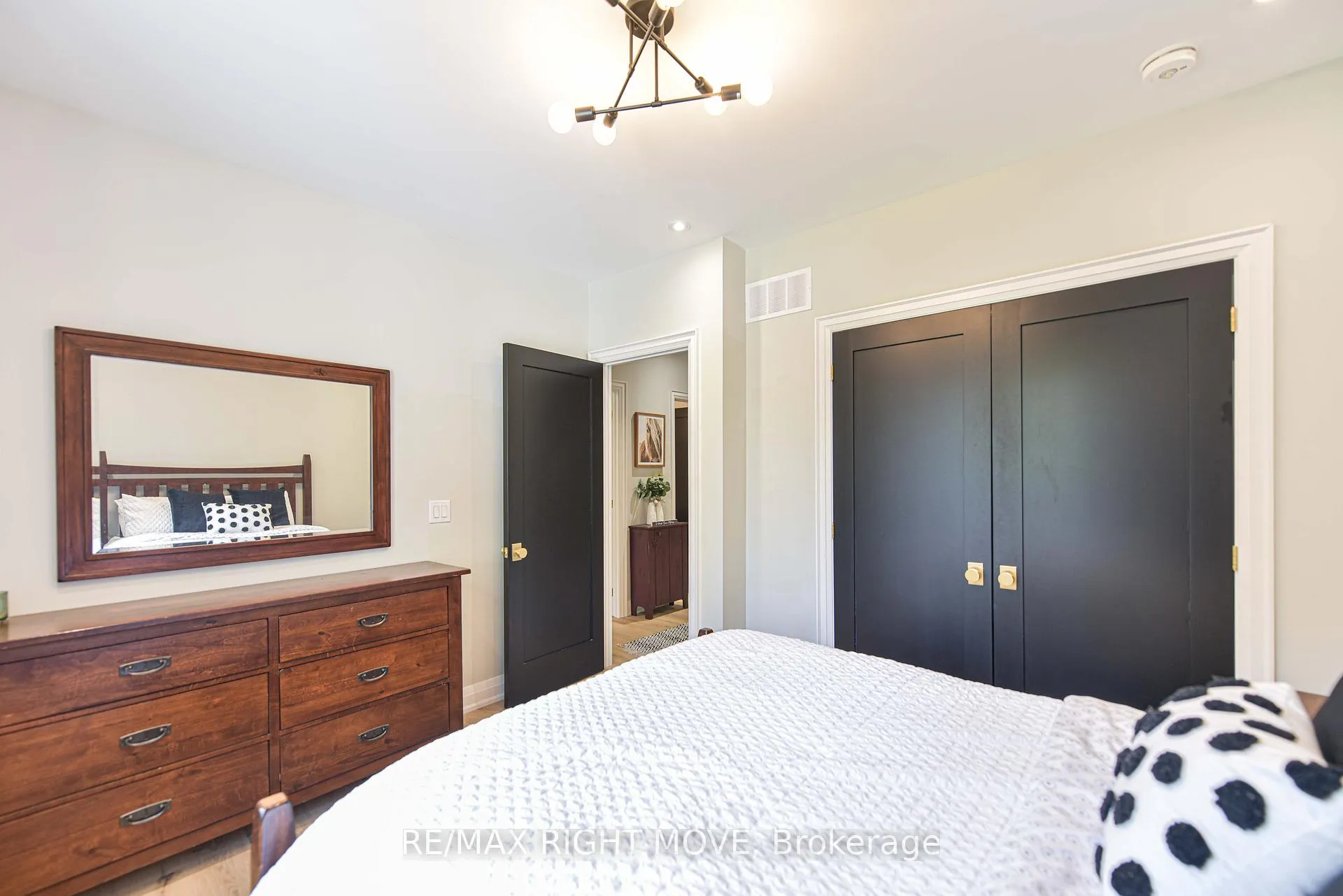Photo 26 of 2272 Monck Road, Ramara, Rural Ramara — HOMEH