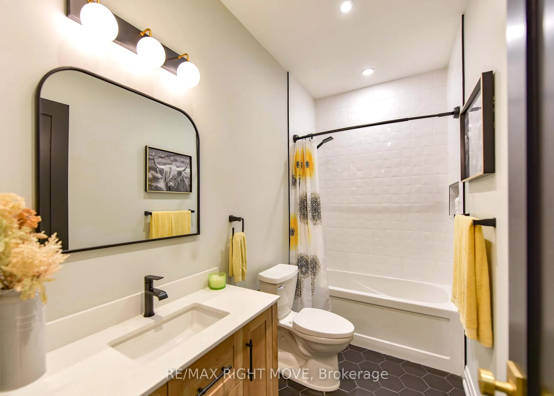 Photo 29 of 2272 Monck Road, Ramara, Rural Ramara — HOMEH