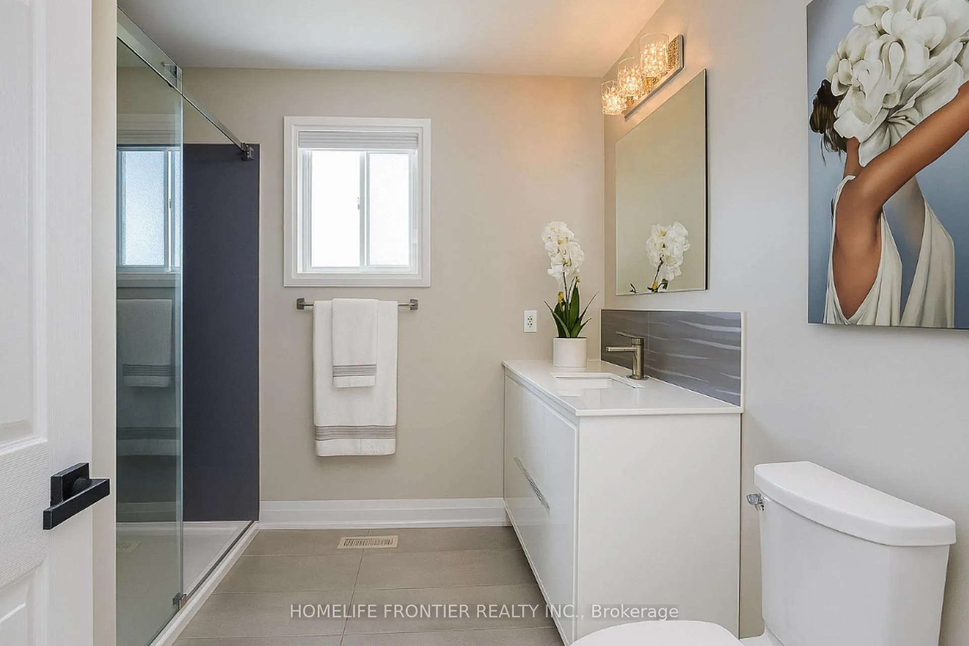 Photo 22 of 41 White Elm Road, Barrie, Holly — HOMEH