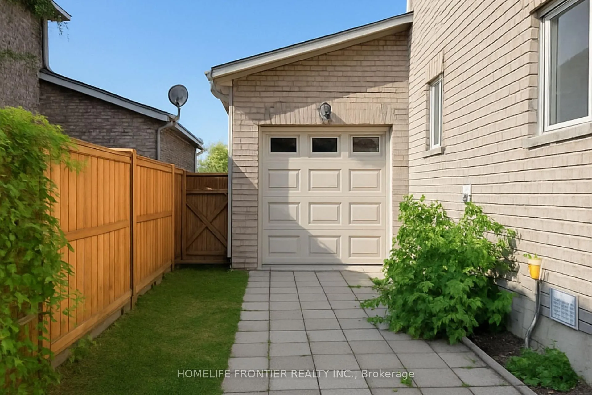 Photo 29 of 41 White Elm Road, Barrie, Holly — HOMEH