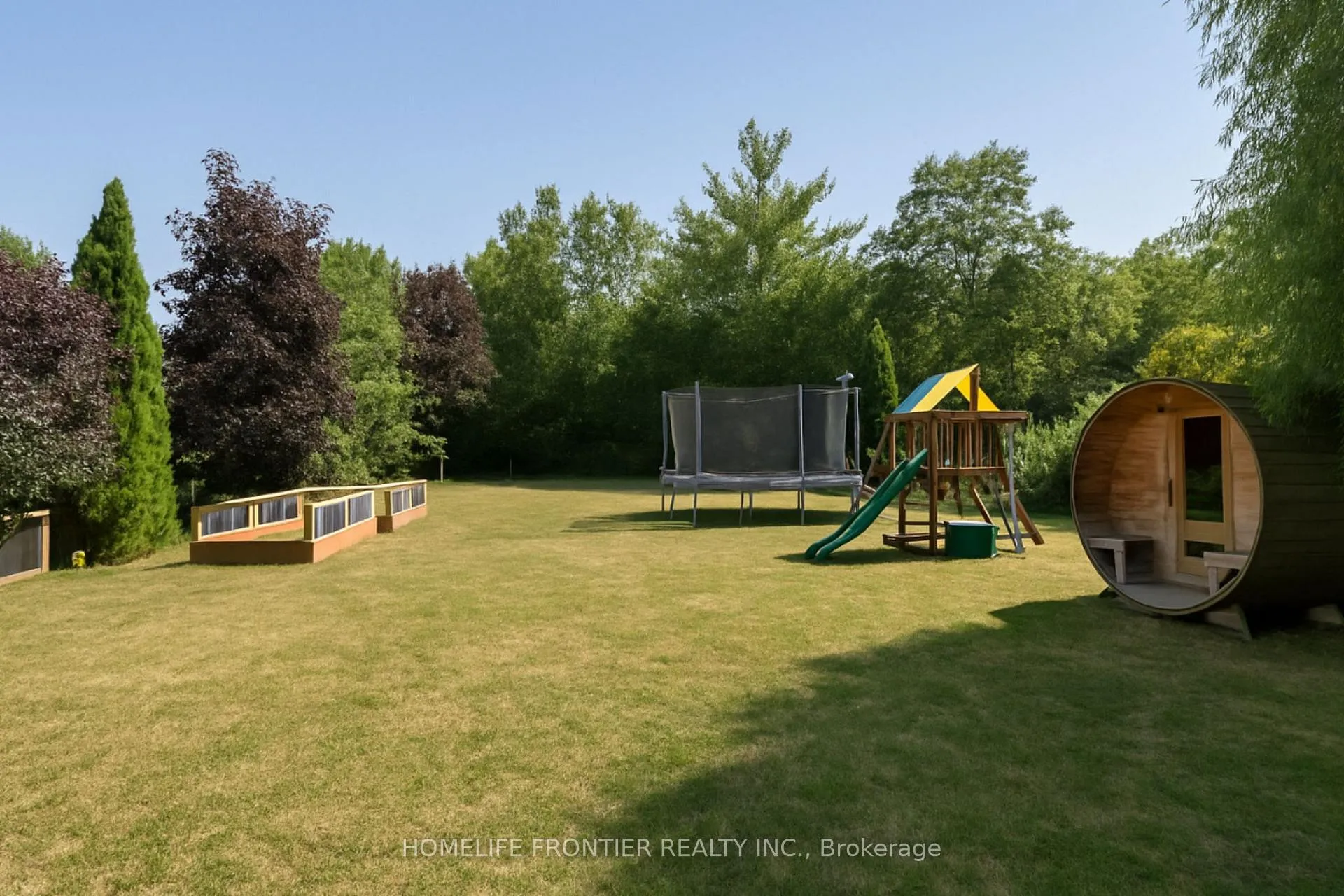 Photo 31 of 41 White Elm Road, Barrie, Holly — HOMEH
