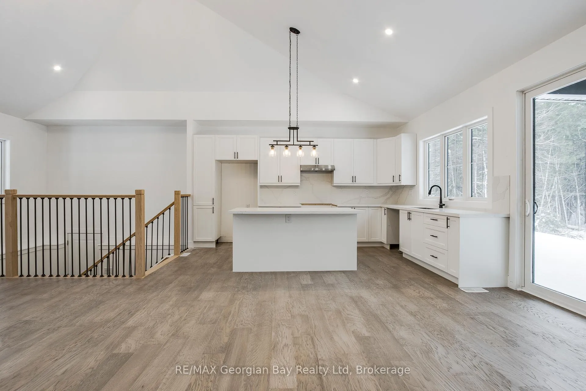 Photo 14 of 2244 Champlain Road, Tiny, Rural Tiny — HOMEH