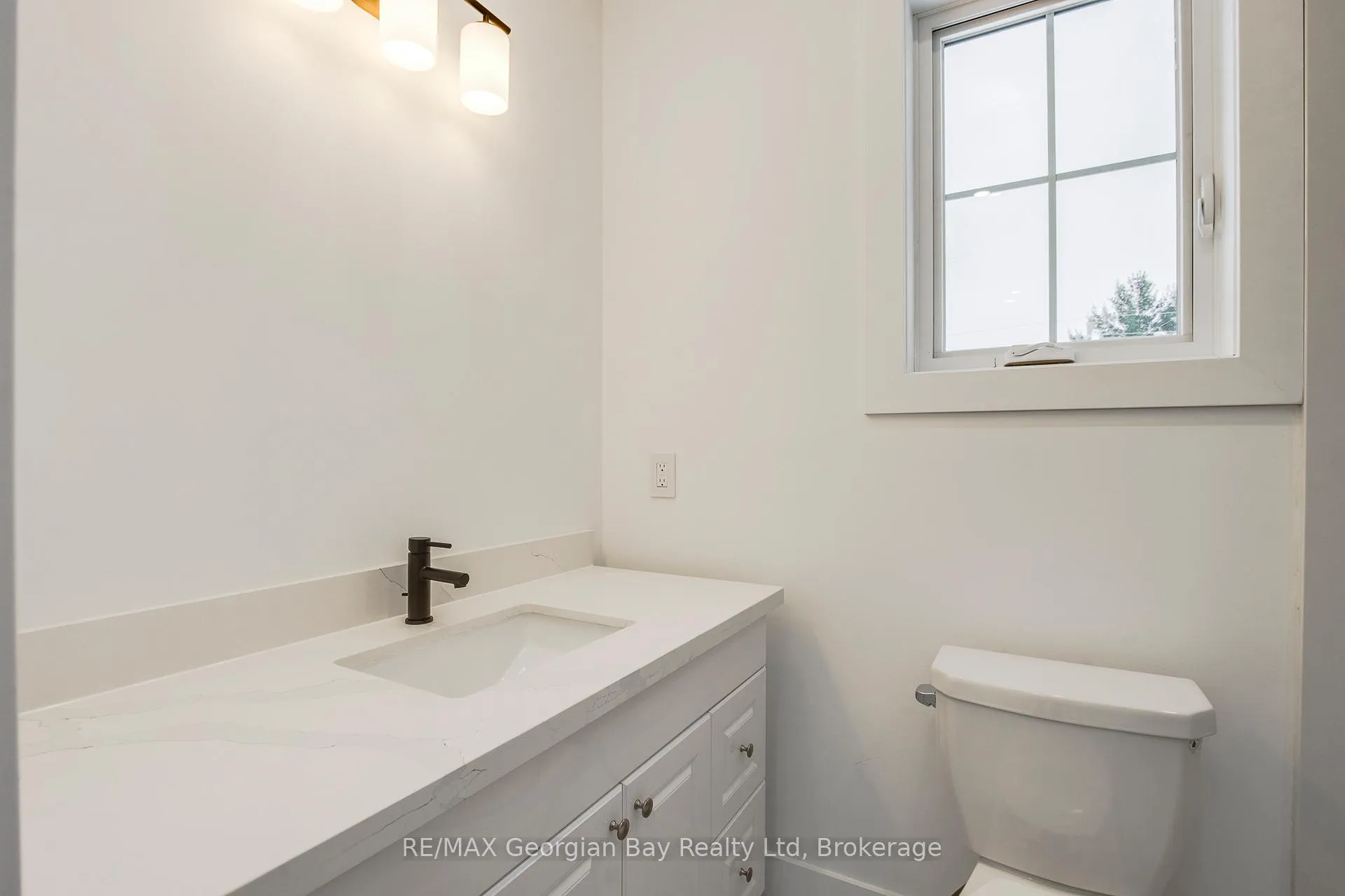 Photo 25 of 2244 Champlain Road, Tiny, Rural Tiny — HOMEH
