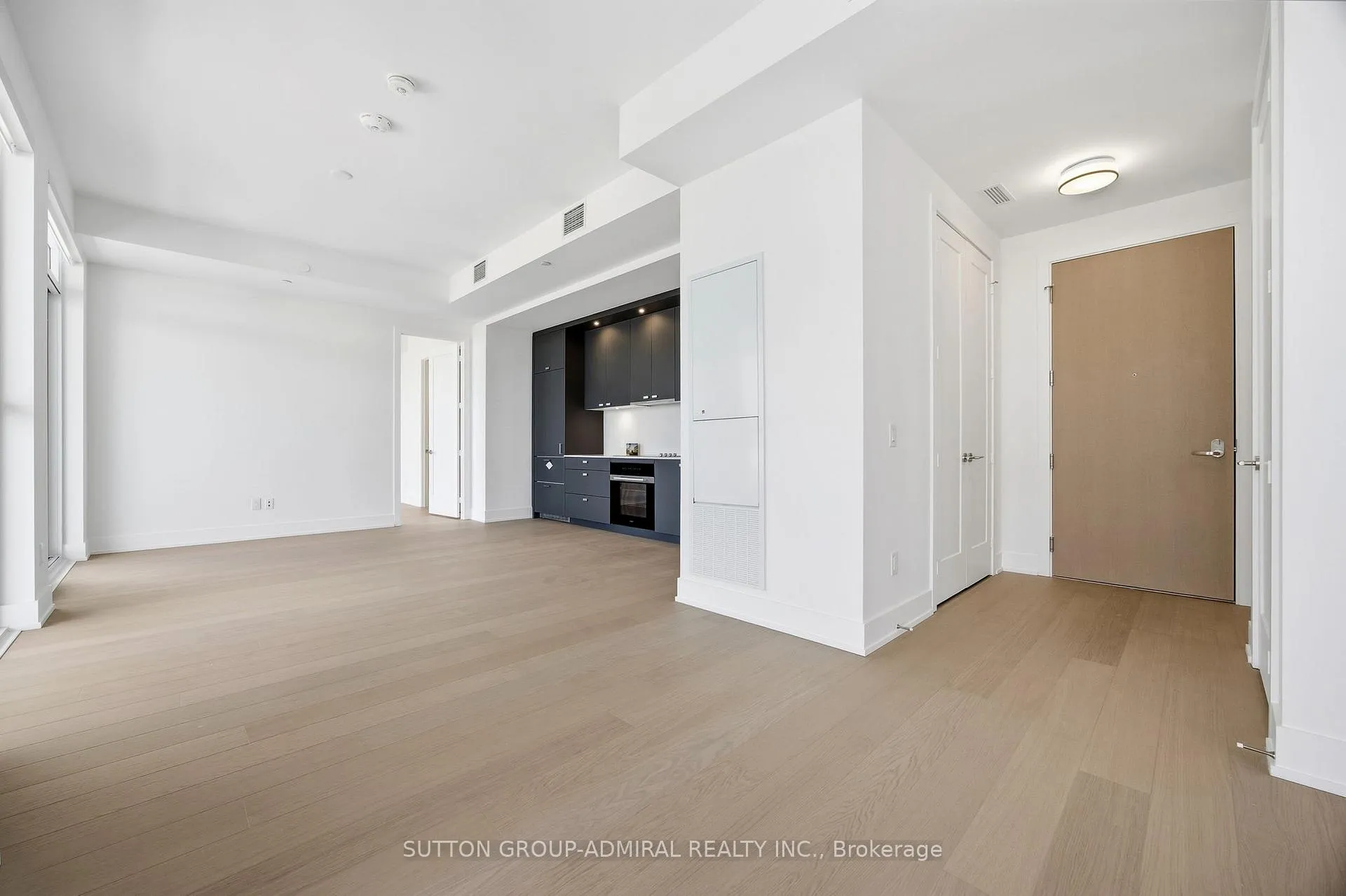 Photo 3 of Unit LPH16, 399 Royal Orchard Boulevard, Markham, Royal Orchard — HOMEH
