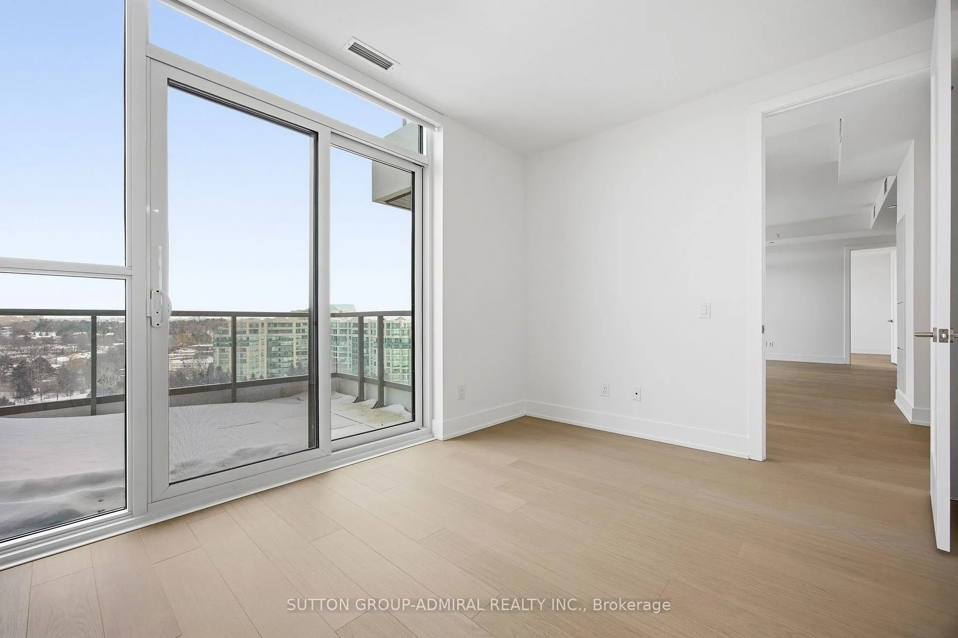 Photo 13 of Unit LPH16, 399 Royal Orchard Boulevard, Markham, Royal Orchard — HOMEH