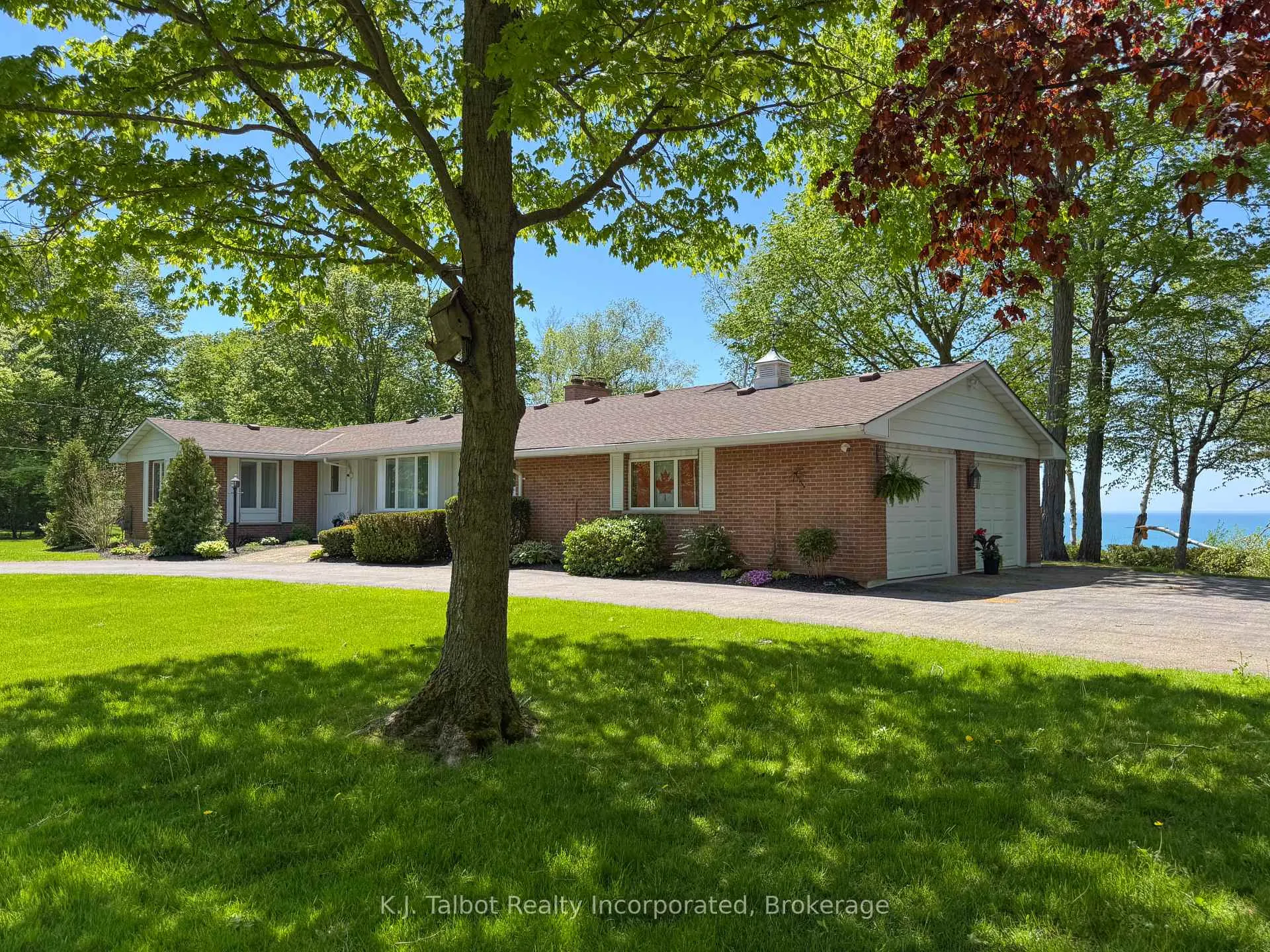 Front of 82099 Sunset Lane S
