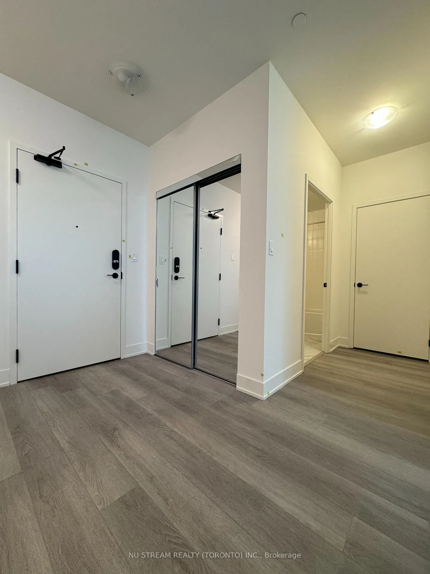 Photo 2 of Unit 317, 38 Andre De Grasse Street, Markham, Unionville — HOMEH