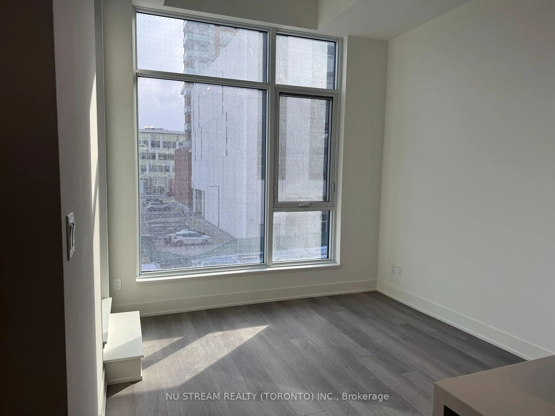 Photo 5 of Unit 317, 38 Andre De Grasse Street, Markham, Unionville — HOMEH