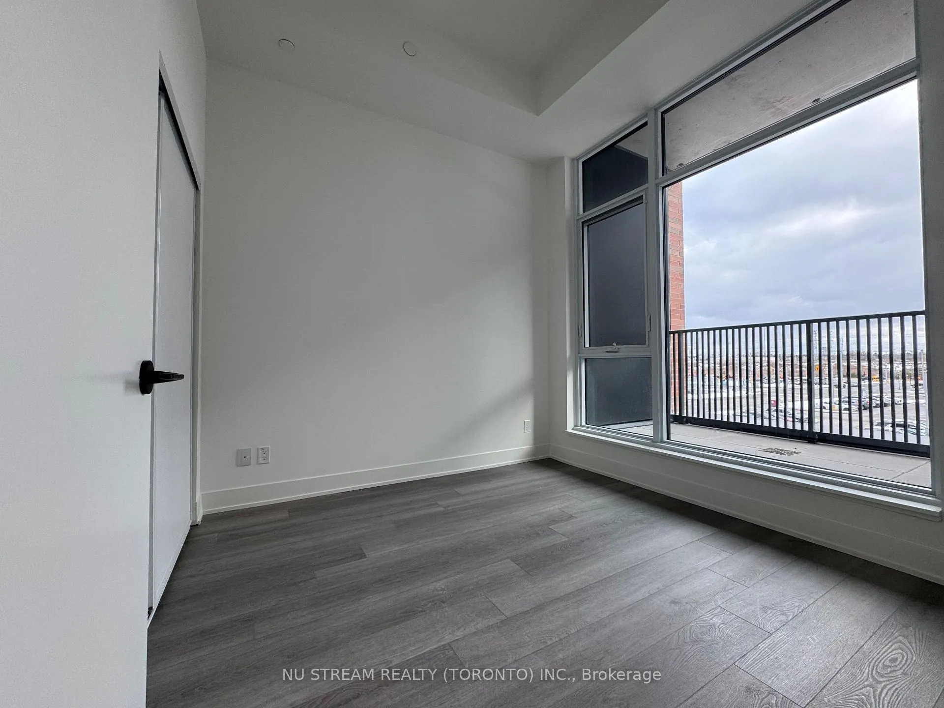 Photo 6 of Unit 317, 38 Andre De Grasse Street, Markham, Unionville — HOMEH