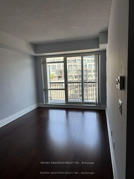 Photo 3 of Unit 801, 111 Upper Duke Crescent, Markham, Unionville — HOMEH