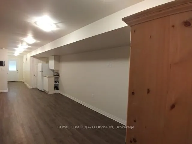 Photo 4 of Unit 1, 179 Coxwell Avenue, Toronto, Woodbine Corridor — HOMEH