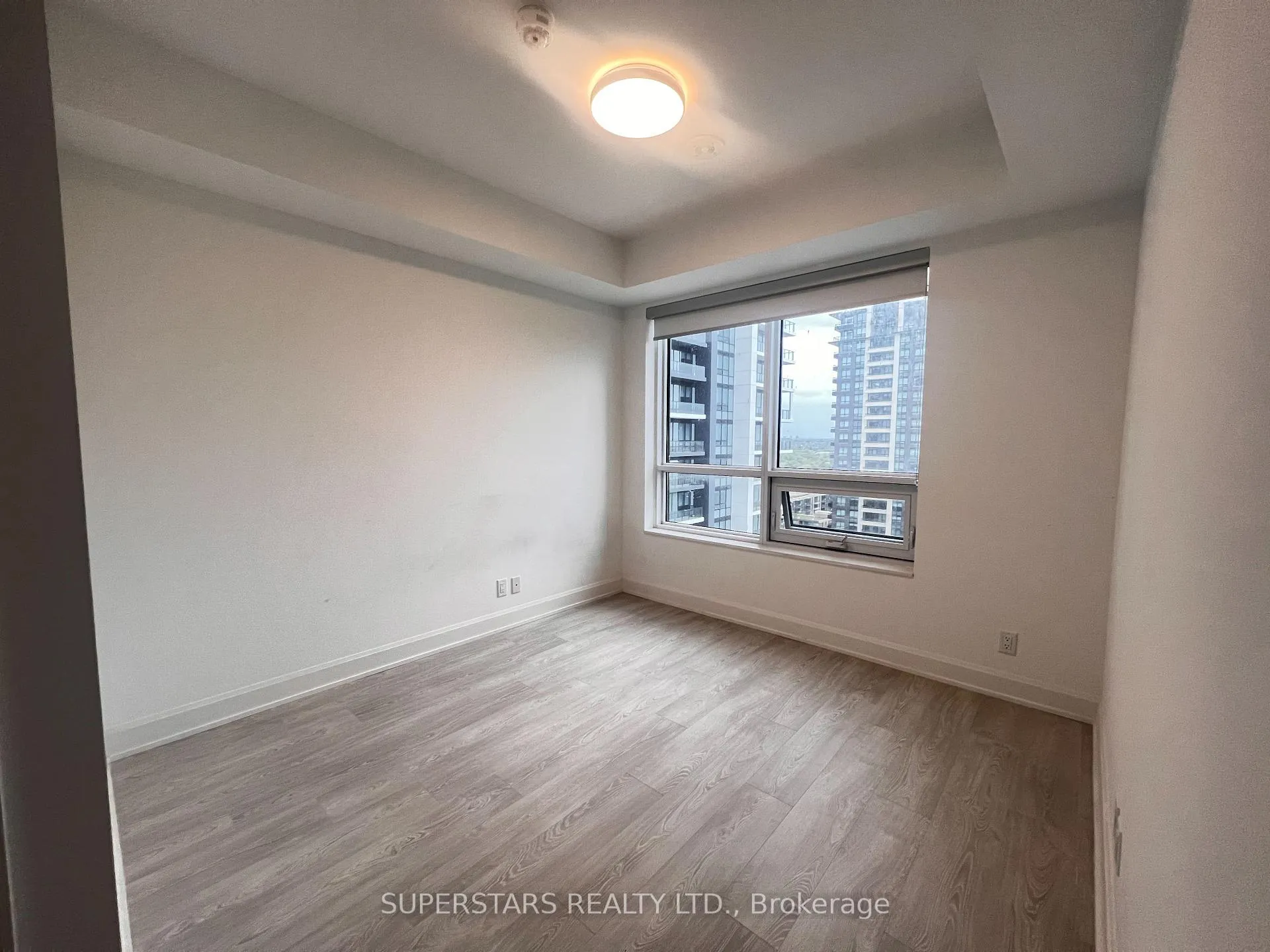 Photo 6 of Unit 2211, 8 Water Walk Drive, Markham, Unionville — HOMEH