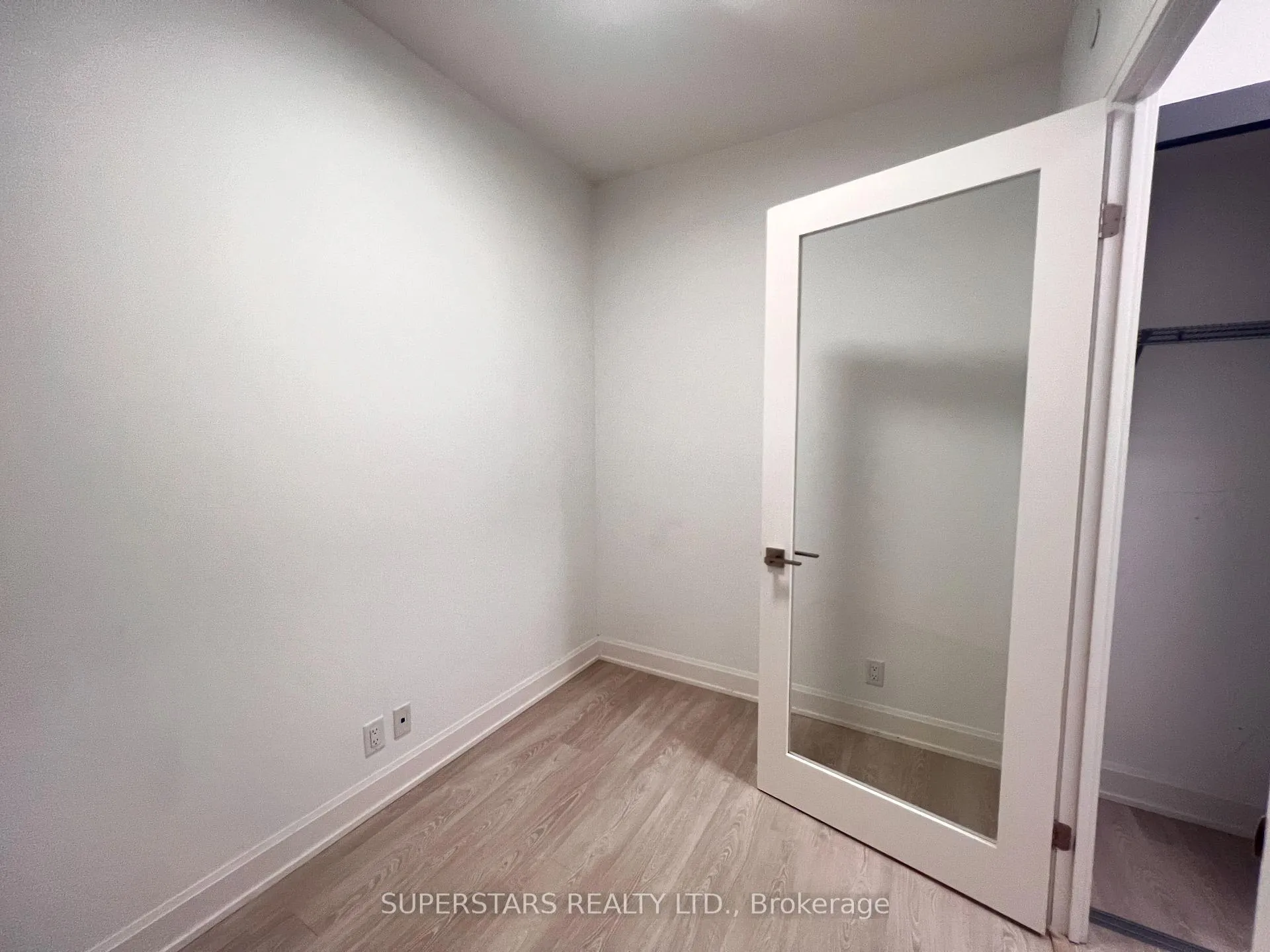 Photo 9 of Unit 2211, 8 Water Walk Drive, Markham, Unionville — HOMEH