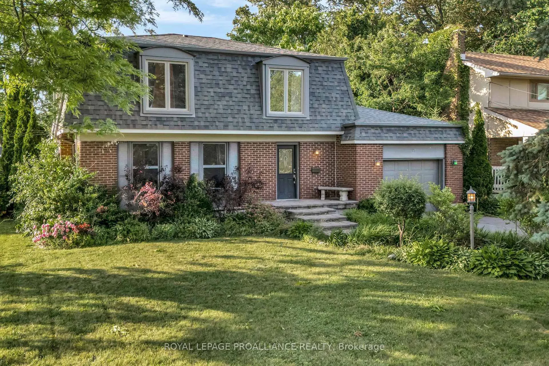 Photo 7 of 27 Forest Hill Crescent, Belleville, Belleville Ward — HOMEH