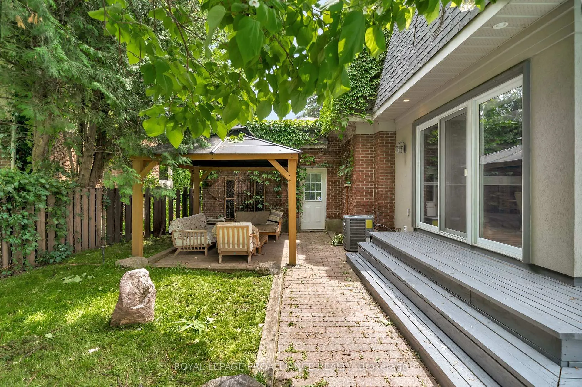 Photo 49 of 27 Forest Hill Crescent, Belleville, Belleville Ward — HOMEH