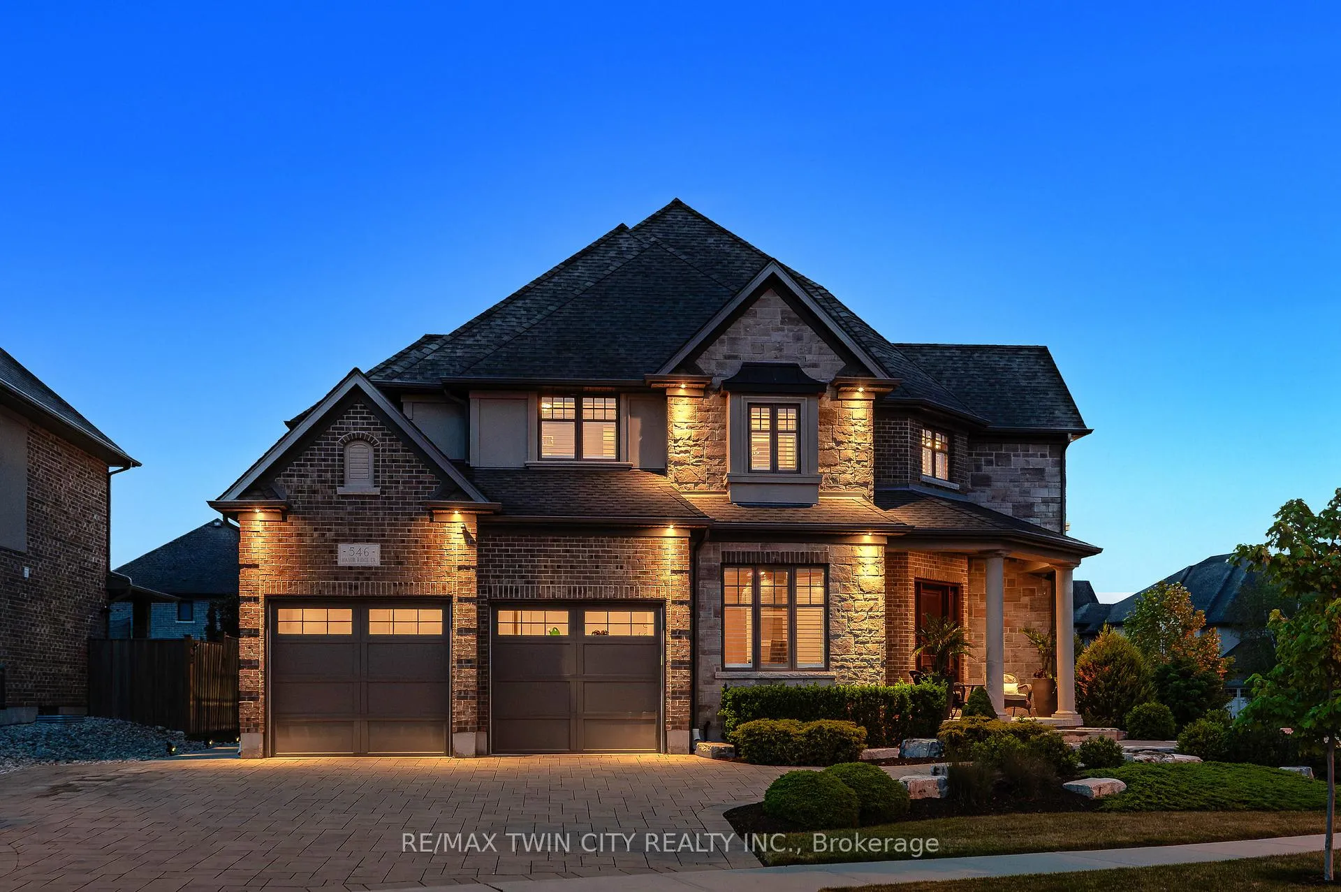 Photo 5 of 546 Manor Ridge Crescent, Waterloo — HOMEH