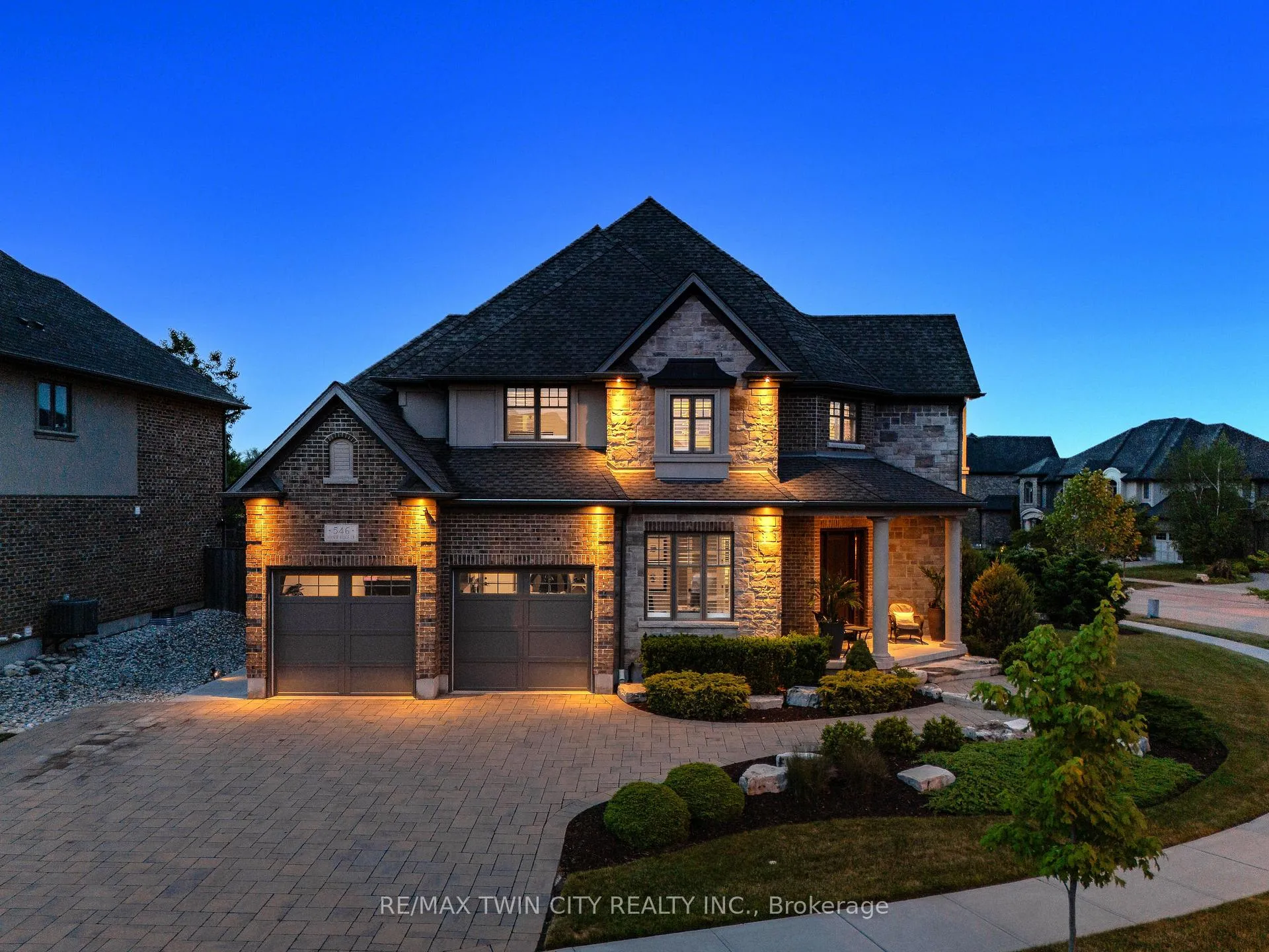 Photo 7 of 546 Manor Ridge Crescent, Waterloo — HOMEH