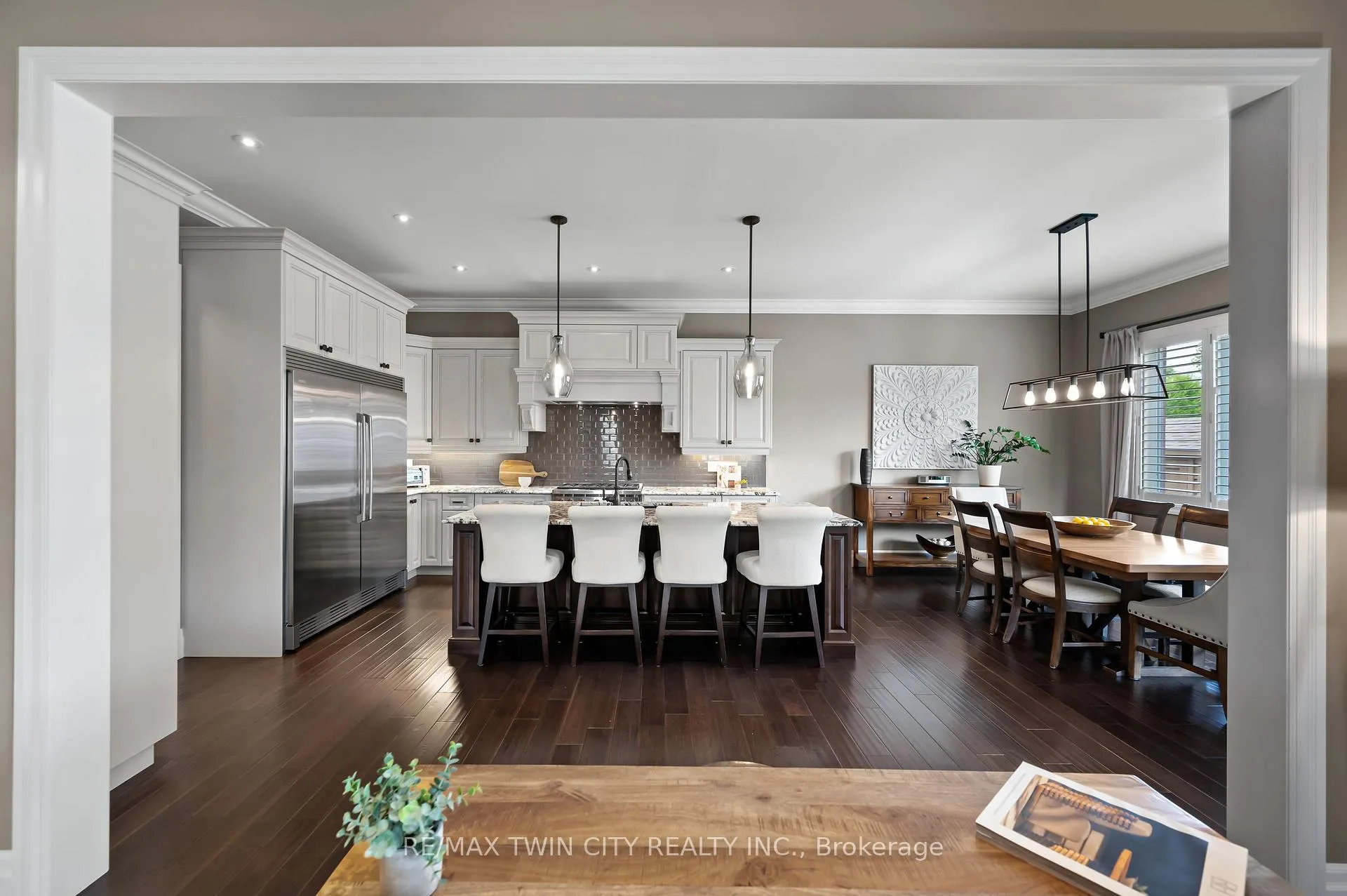 Photo 13 of 546 Manor Ridge Crescent, Waterloo — HOMEH