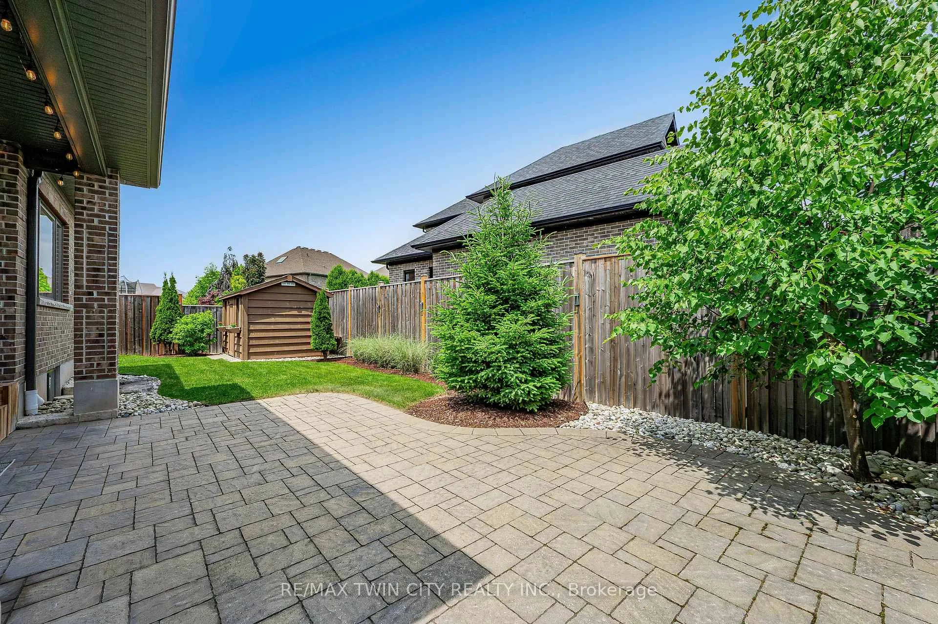 Photo 47 of 546 Manor Ridge Crescent, Waterloo — HOMEH