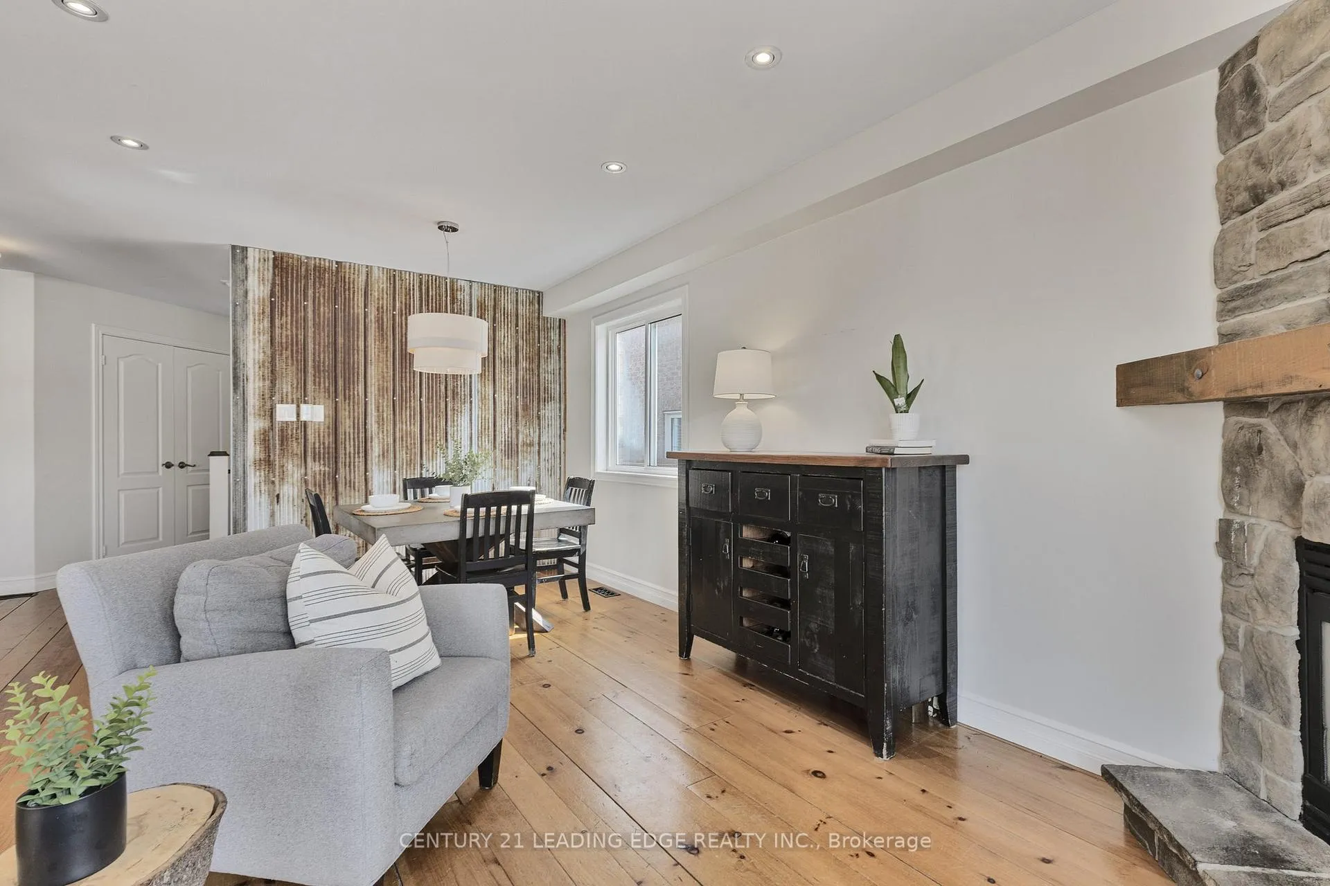 Photo 15 of 30 Nelkydd Lane, Uxbridge — HOMEH