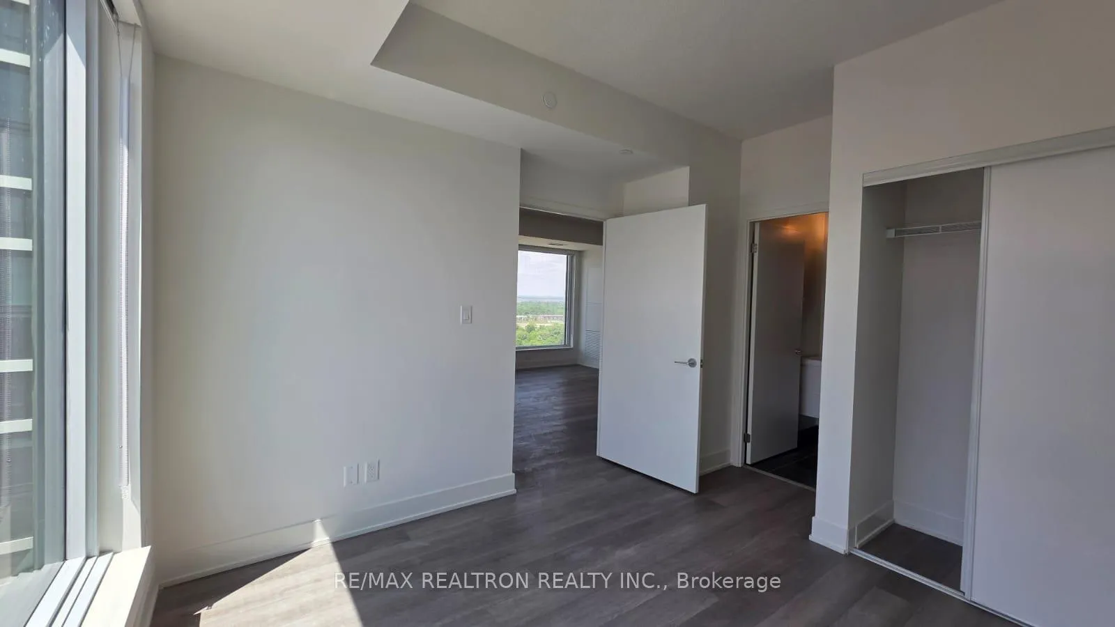 Photo 10 of Unit 1202, 38 Andre De Grasse Street, Markham, Unionville — HOMEH
