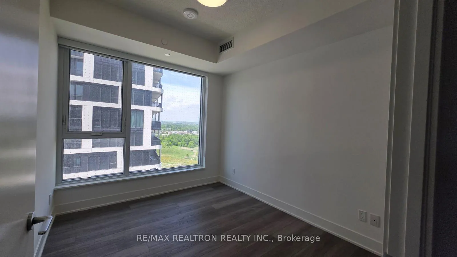 Photo 15 of Unit 1202, 38 Andre De Grasse Street, Markham, Unionville — HOMEH
