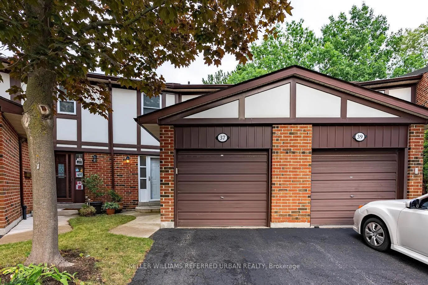 Photo 1 of 37 Harris Way, Markham, Aileen-Willowbrook — HOMEH