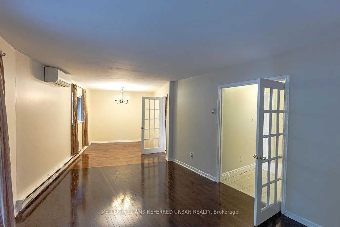 Photo 4 of 37 Harris Way, Markham, Aileen-Willowbrook — HOMEH