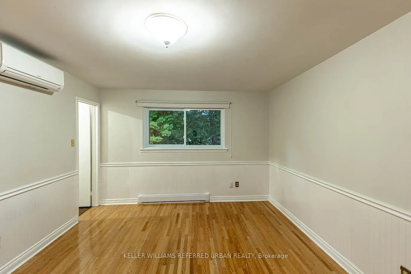 Photo 10 of 37 Harris Way, Markham, Aileen-Willowbrook — HOMEH