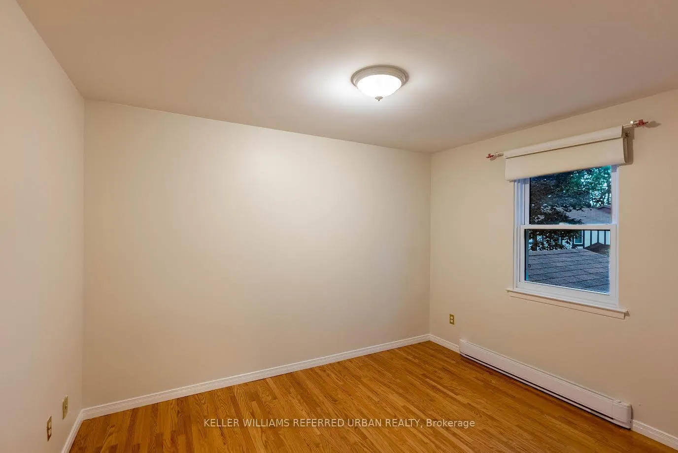 Photo 11 of 37 Harris Way, Markham, Aileen-Willowbrook — HOMEH