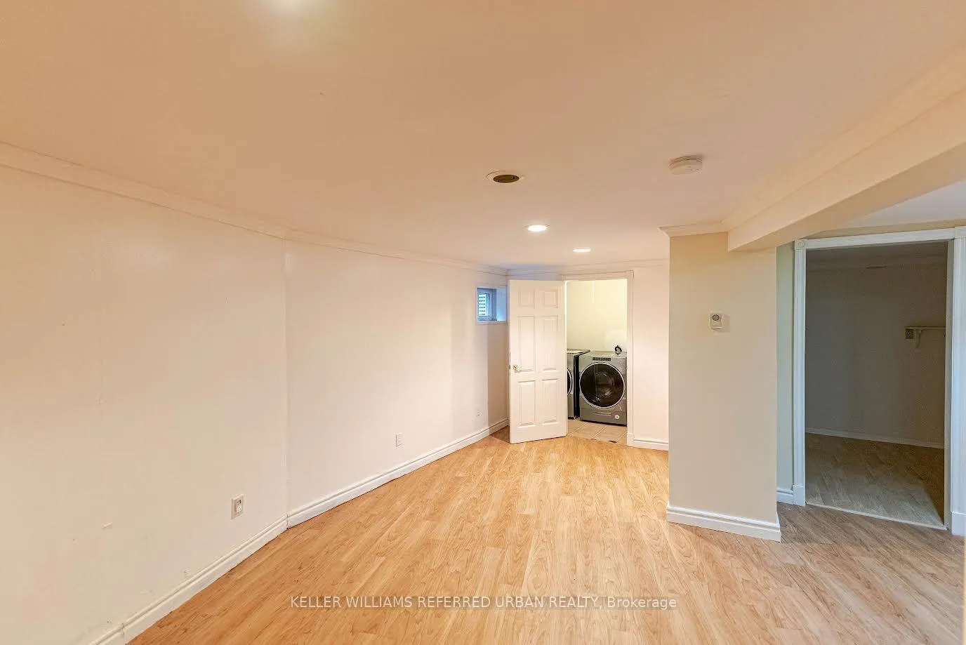 Photo 15 of 37 Harris Way, Markham, Aileen-Willowbrook — HOMEH