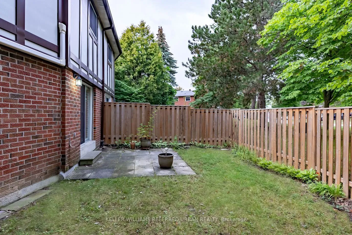 Photo 16 of 37 Harris Way, Markham, Aileen-Willowbrook — HOMEH
