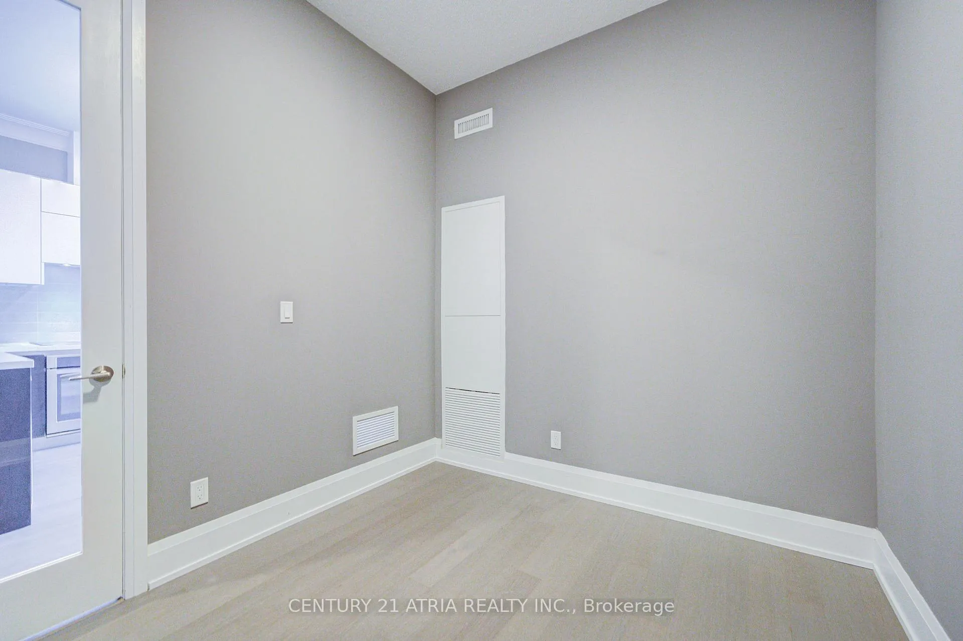 Photo 22 of Unit PH05, 25 Water Walk Drive, Markham, Unionville — HOMEH