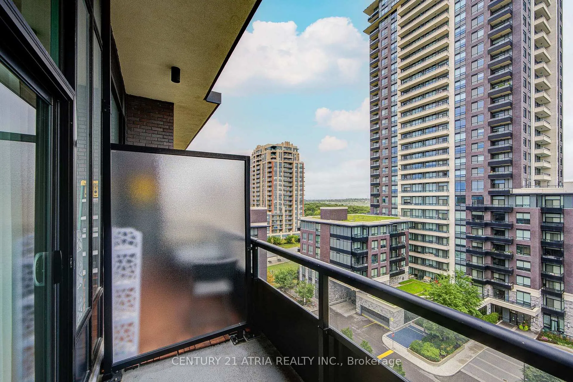 Photo 26 of Unit PH05, 25 Water Walk Drive, Markham, Unionville — HOMEH