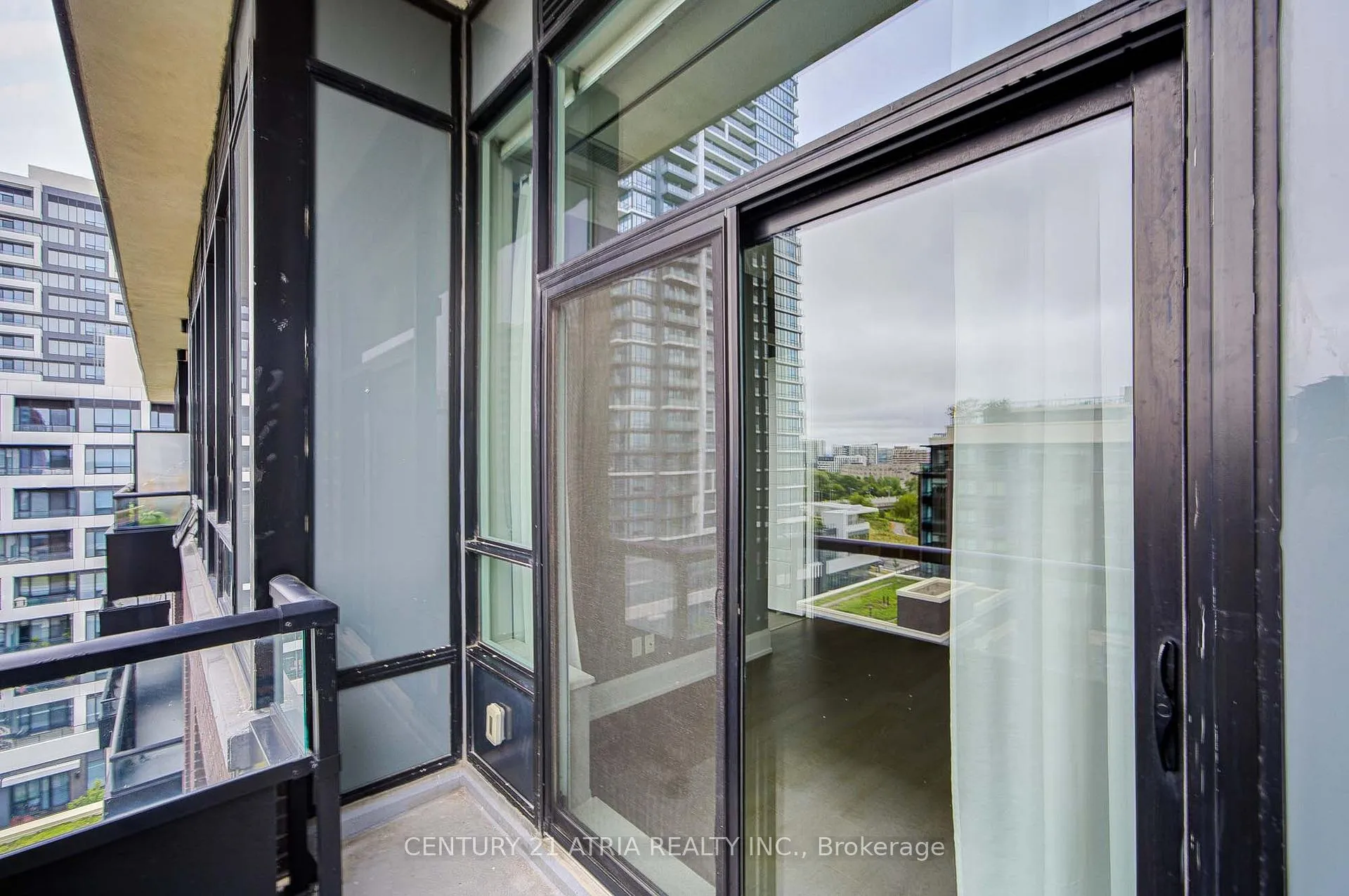 Photo 27 of Unit PH05, 25 Water Walk Drive, Markham, Unionville — HOMEH