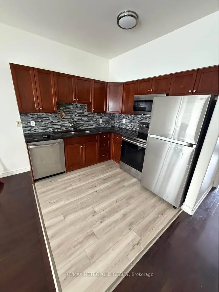 Front of Unit 103, 6045 Dunn Street
