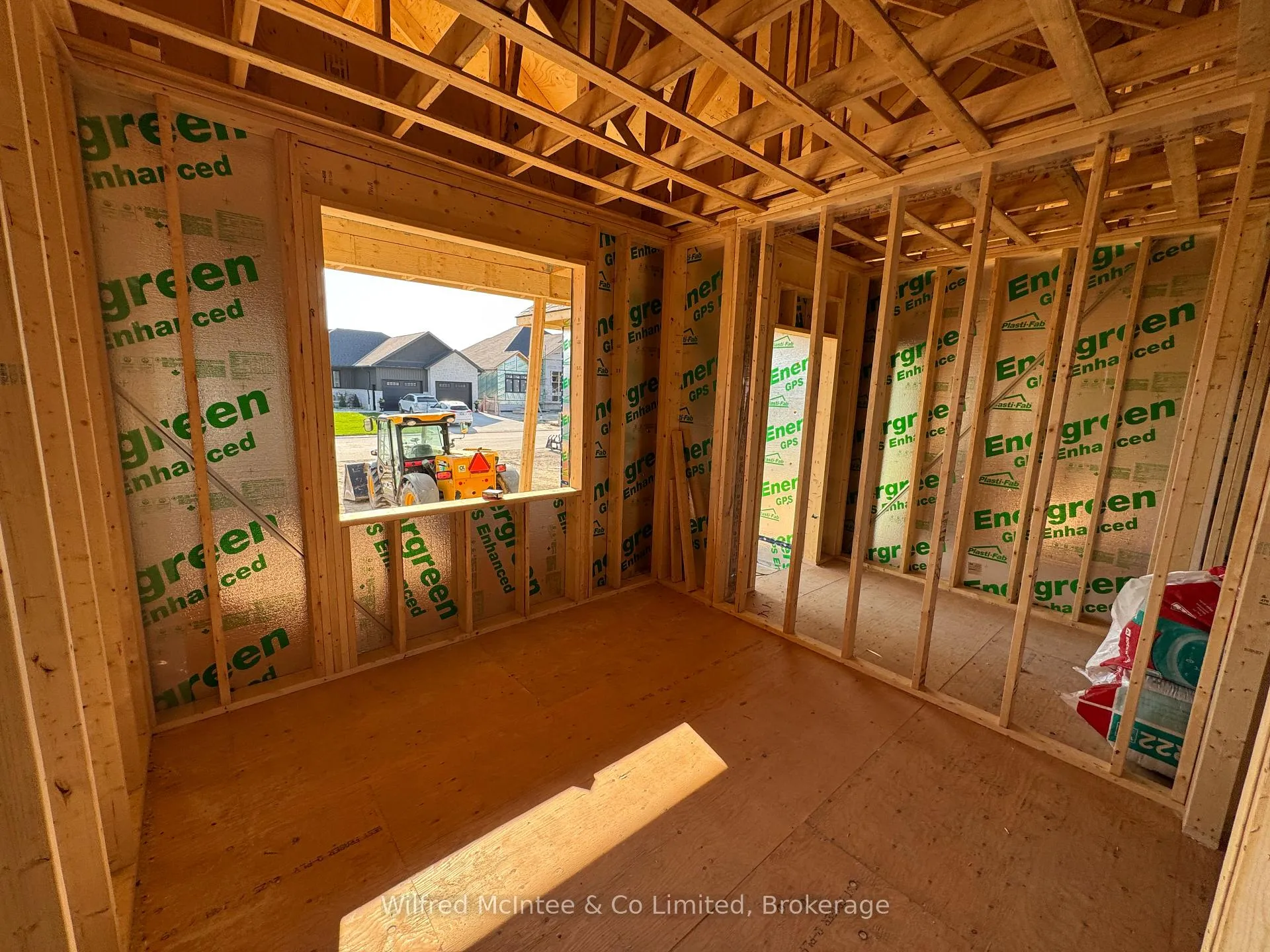 Photo 9 of 212 Devinwood Avenue, Brockton — HOMEH