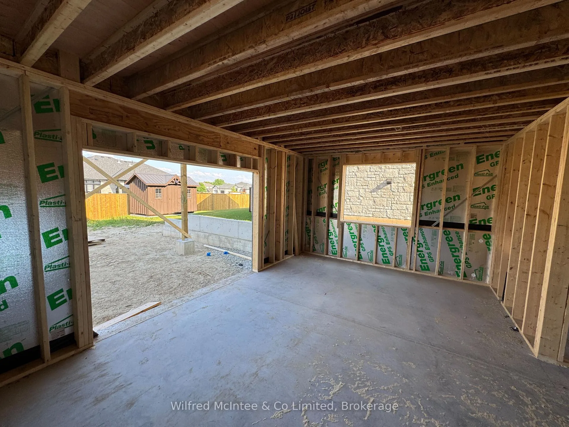 Photo 12 of 212 Devinwood Avenue, Brockton — HOMEH
