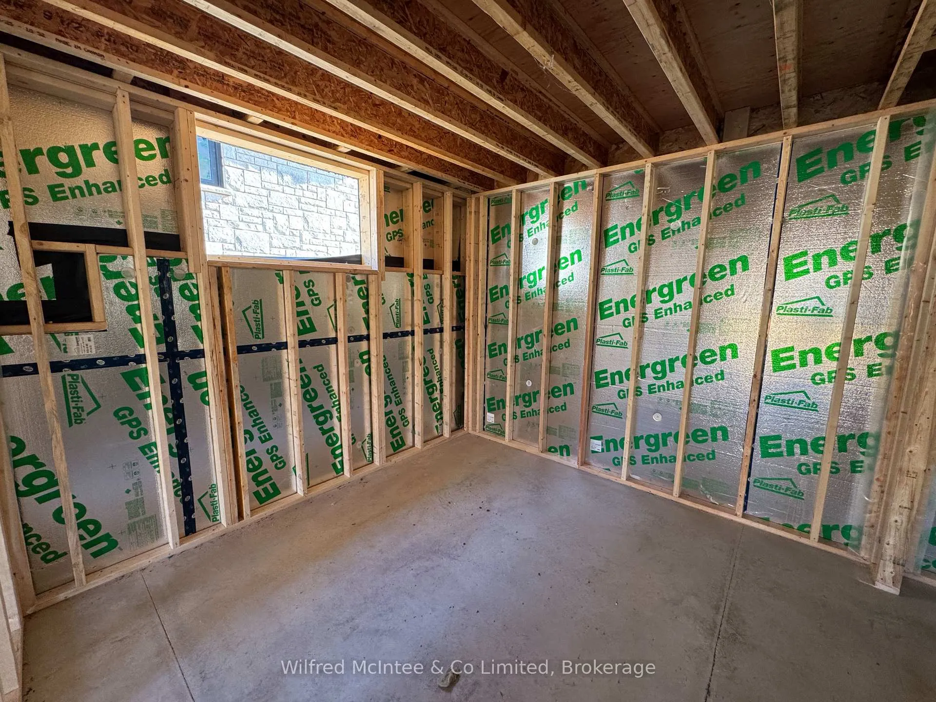 Photo 14 of 212 Devinwood Avenue, Brockton — HOMEH