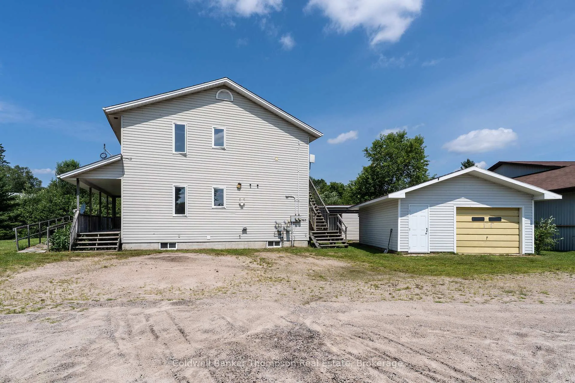 Photo 4 of 565 High Street, Burk's Falls — HOMEH