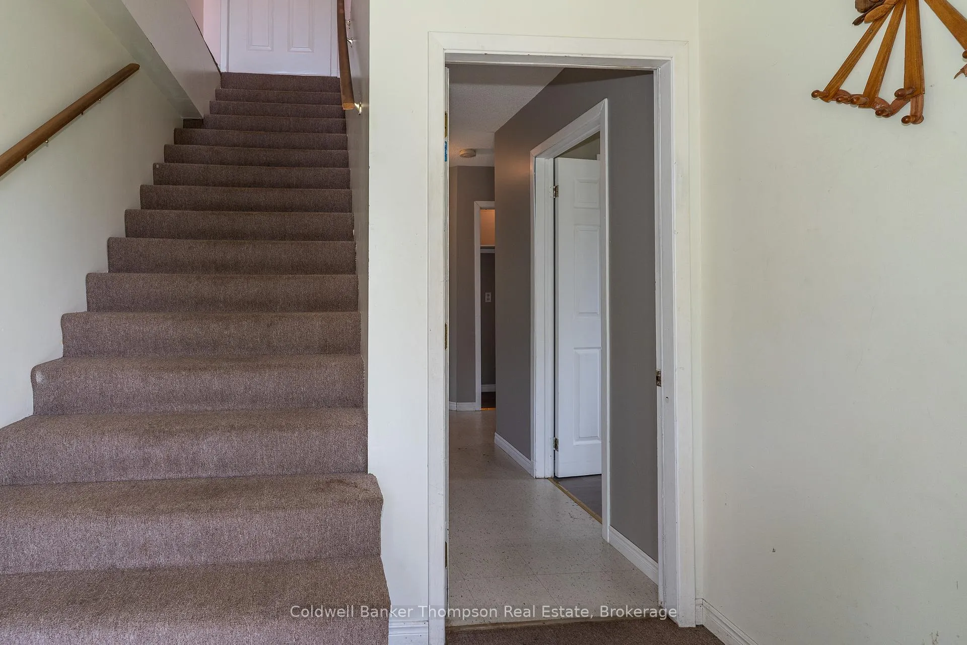 Photo 9 of 565 High Street, Burk's Falls — HOMEH