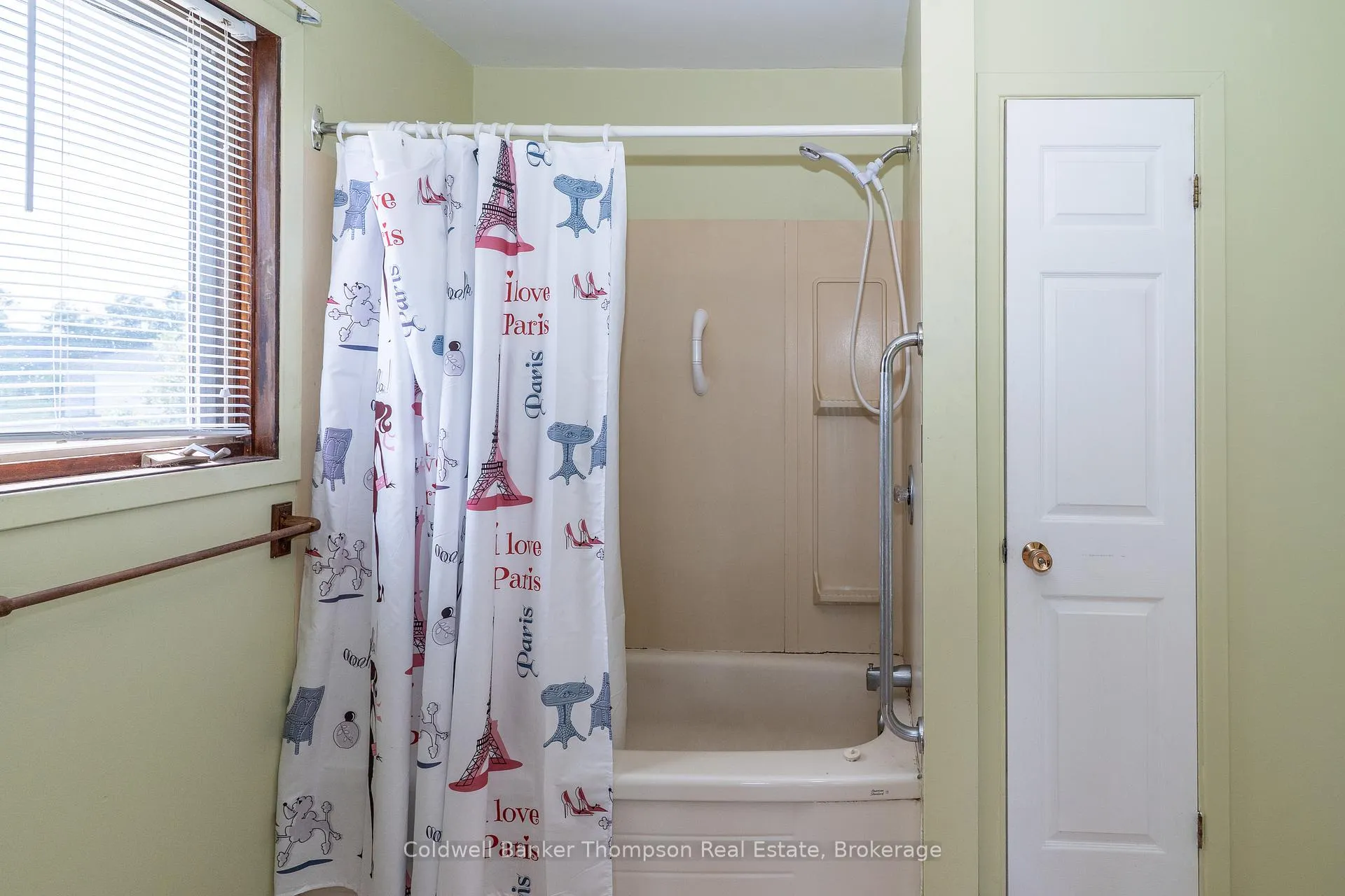 Photo 32 of 565 High Street, Burk's Falls — HOMEH